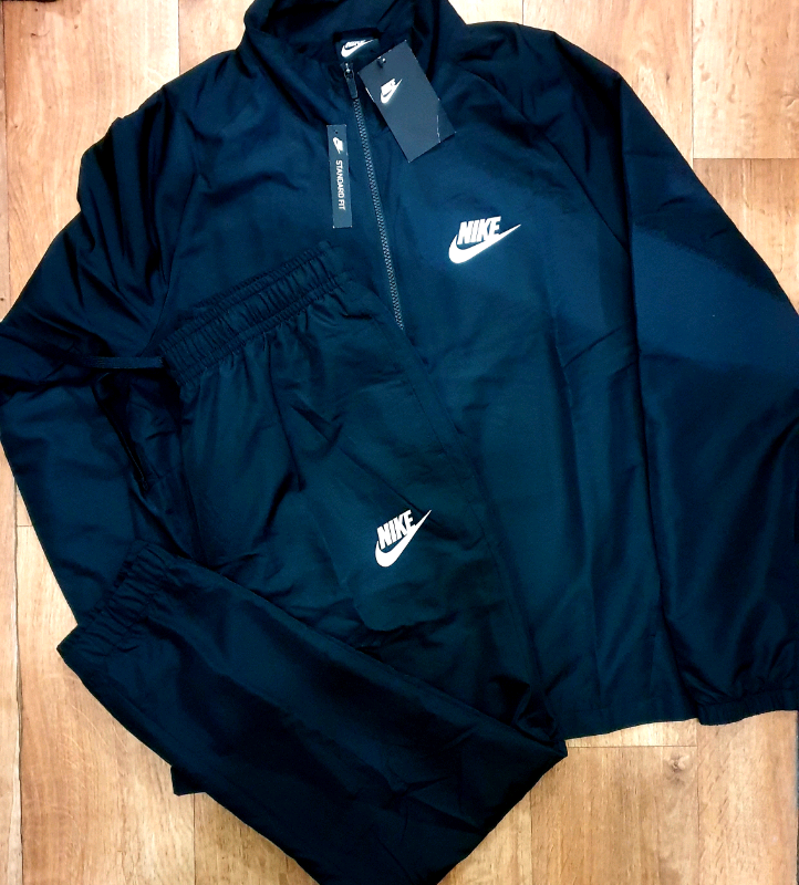 nike tracksuit large